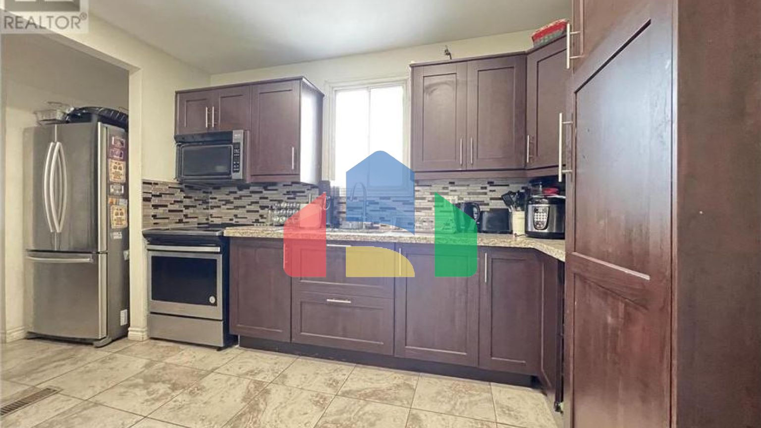 Residential - Single Family Home - Toronto, Canada - Canada