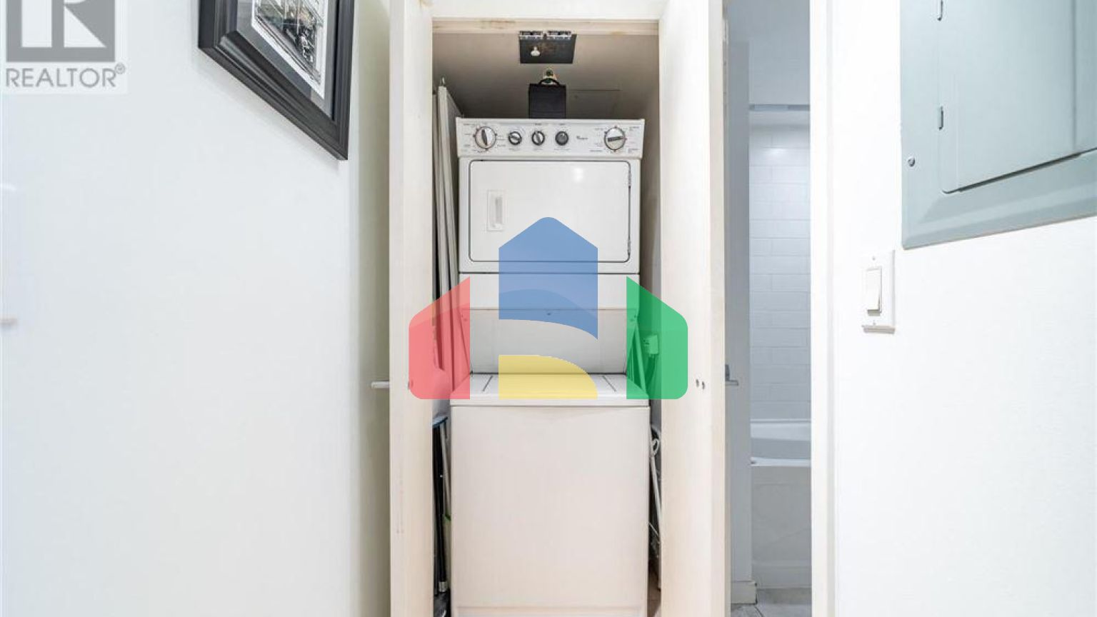 Residential - Condo/Apartment - Toronto, Canada - Canada