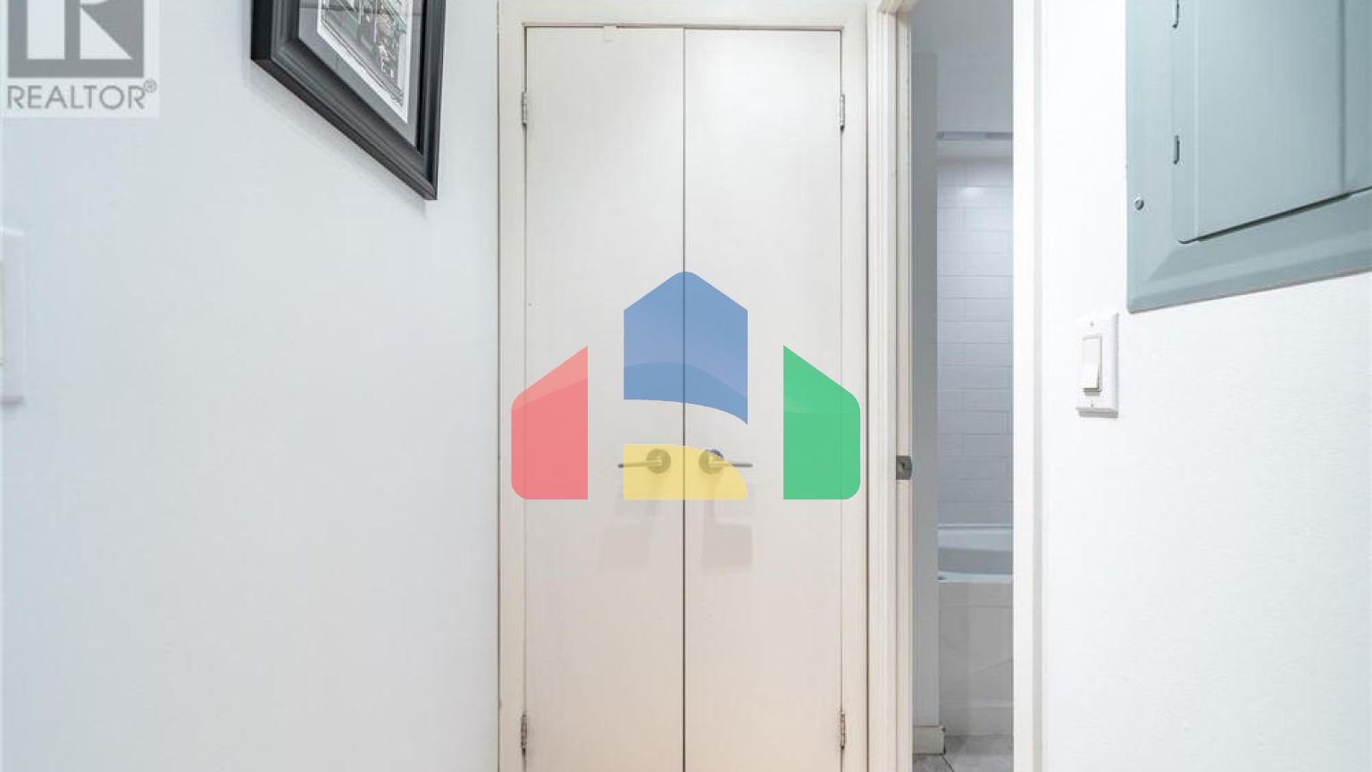 Residential - Condo/Apartment - Toronto, Canada - Canada