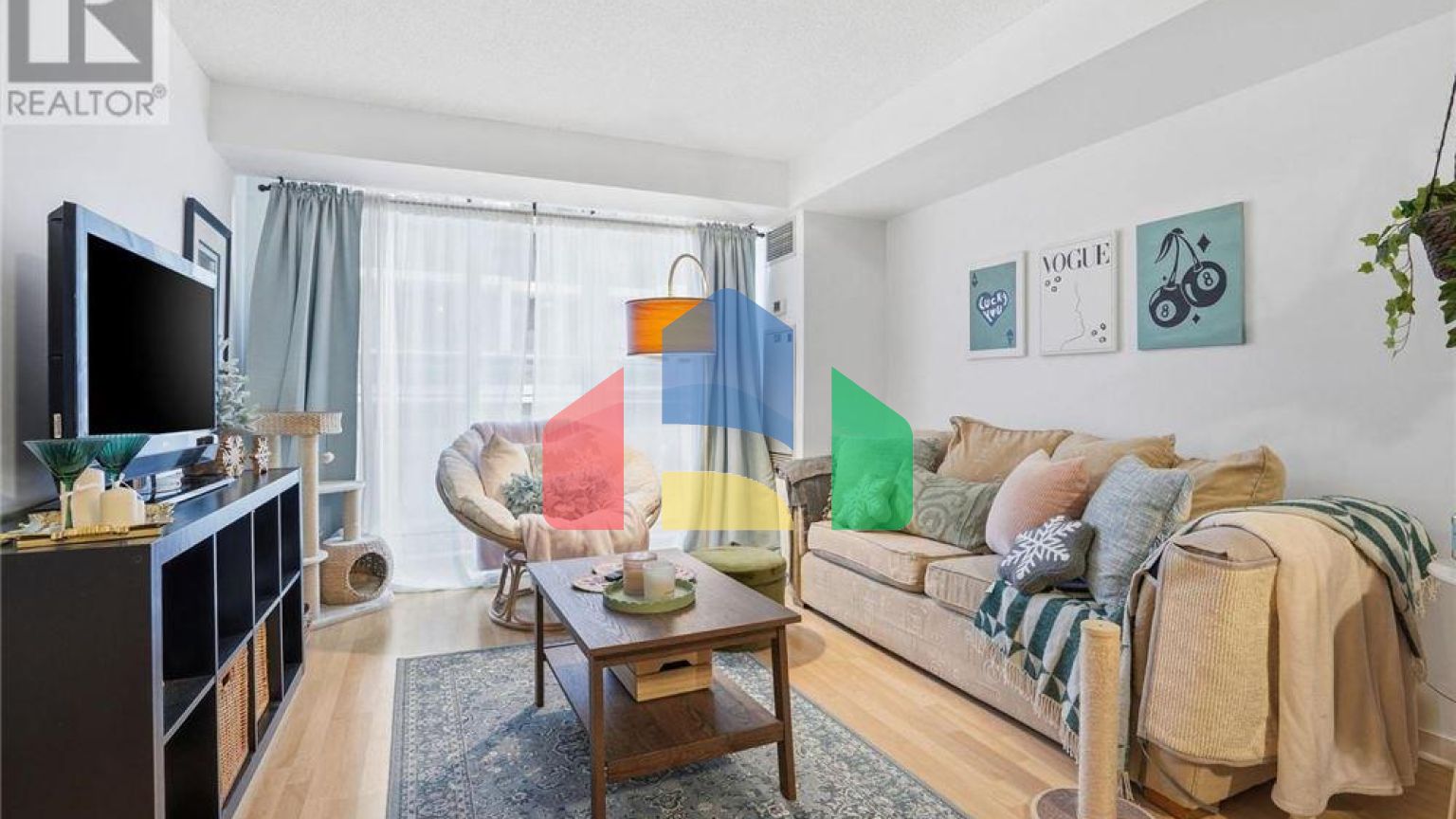 Residential - Condo/Apartment - Toronto, Canada - Canada