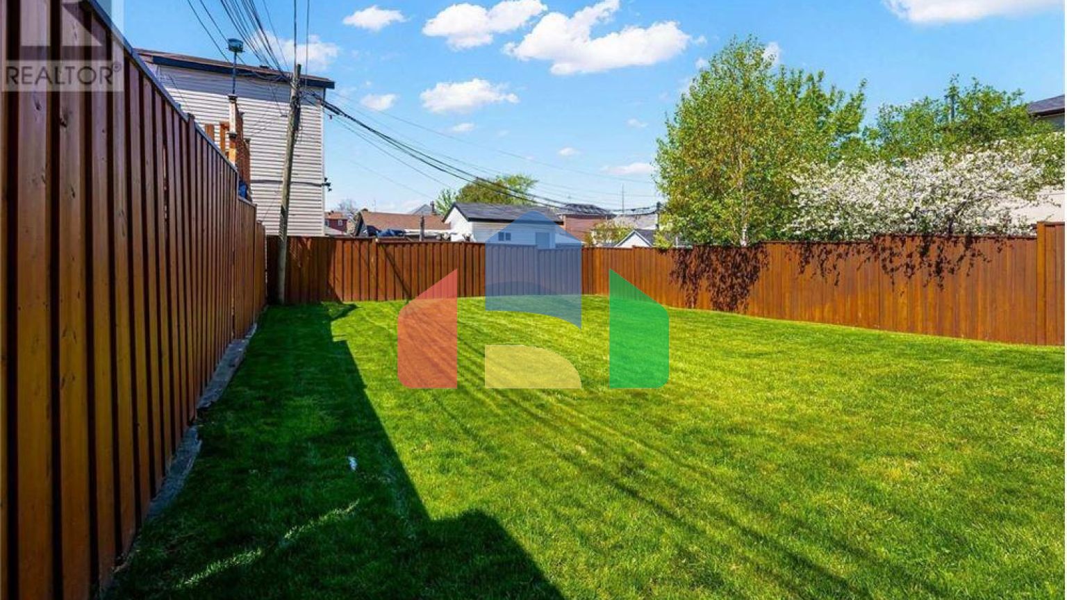 Residential - Single Family Home - Toronto, Canada - Canada