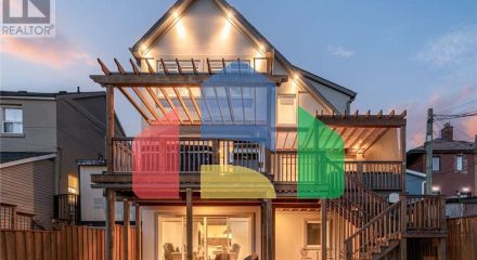 Residential - Single Family Home - Toronto, Canada - Canada