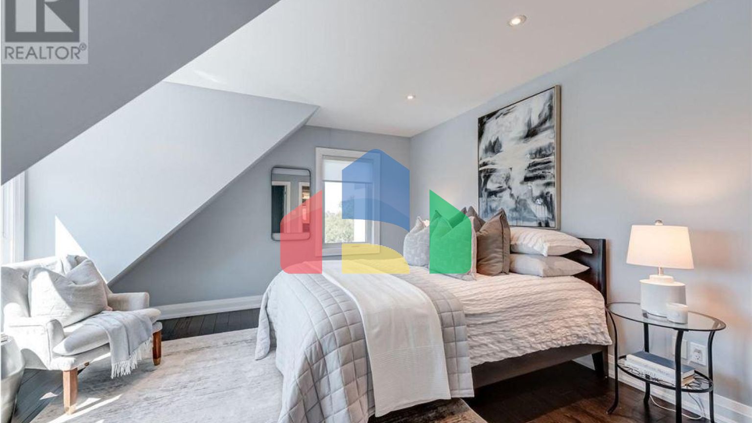 Residential - Single Family Home - Toronto, Canada - Canada