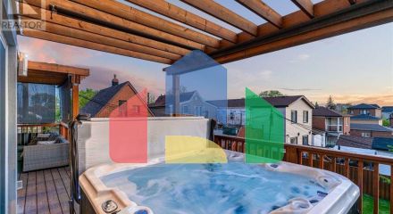 Residential - Single Family Home - Toronto, Canada - Canada