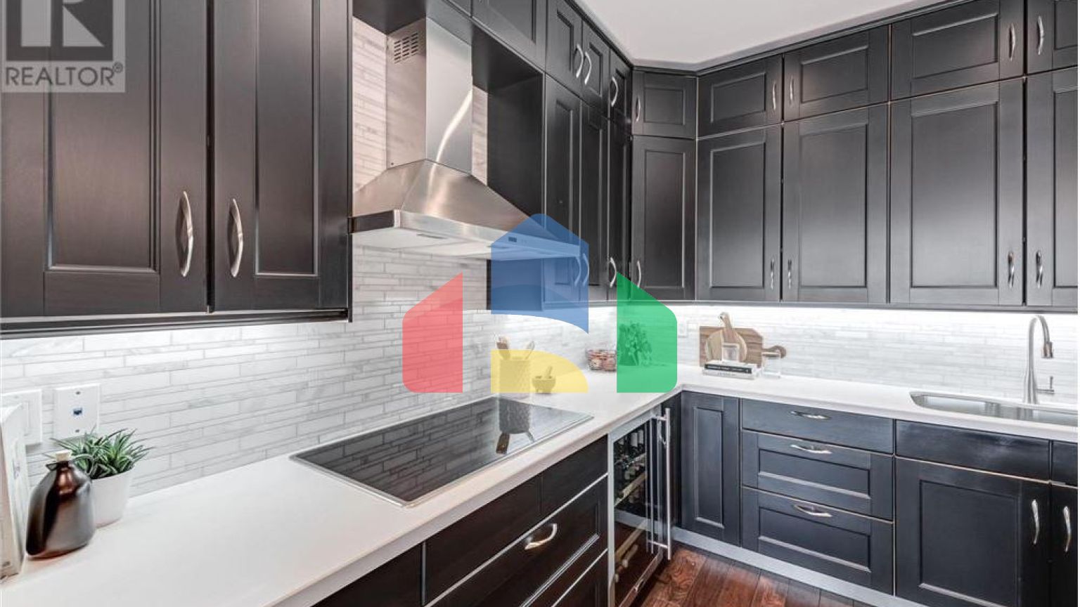 Residential - Single Family Home - Toronto, Canada - Canada