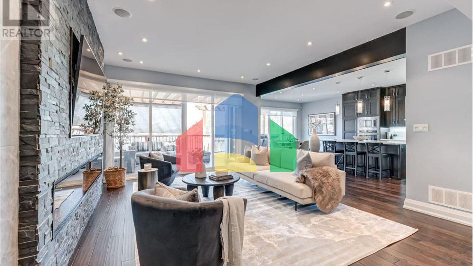 Residential - Single Family Home - Toronto, Canada - Canada