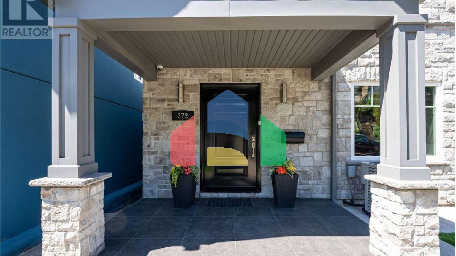 Residential - Single Family Home - Toronto, Canada - Canada