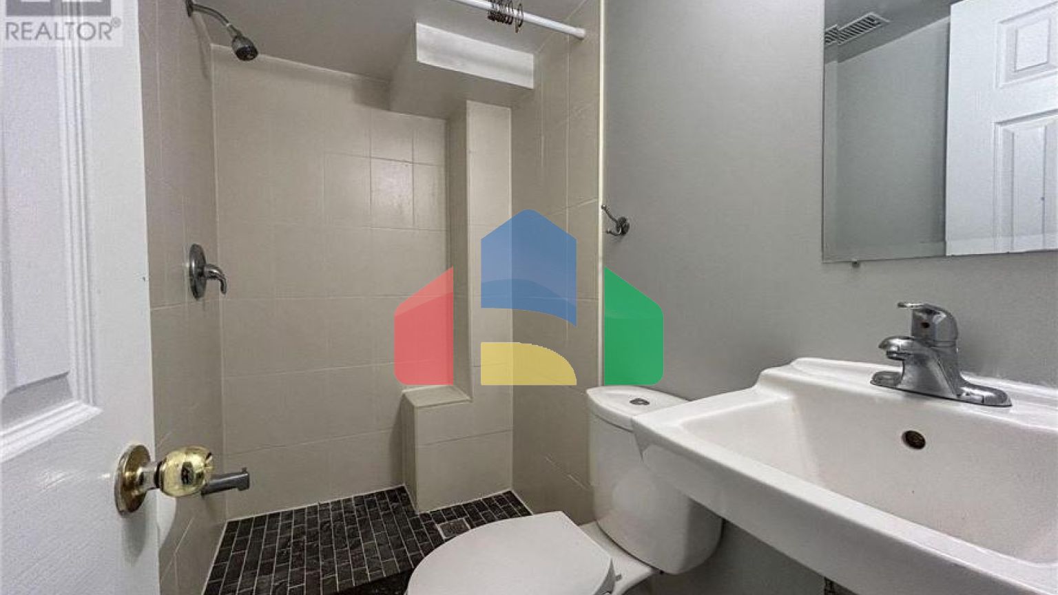 Residential - Multi-Family - Toronto, Canada - Canada