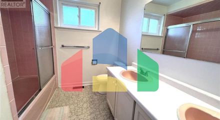 Residential - Single Family Home - Toronto, Canada - Canada