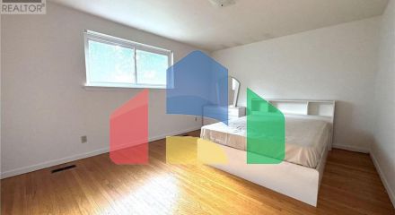 Residential - Single Family Home - Toronto, Canada - Canada