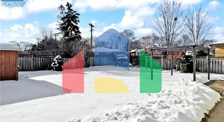 Residential - Single Family Home - Toronto, Canada - Canada