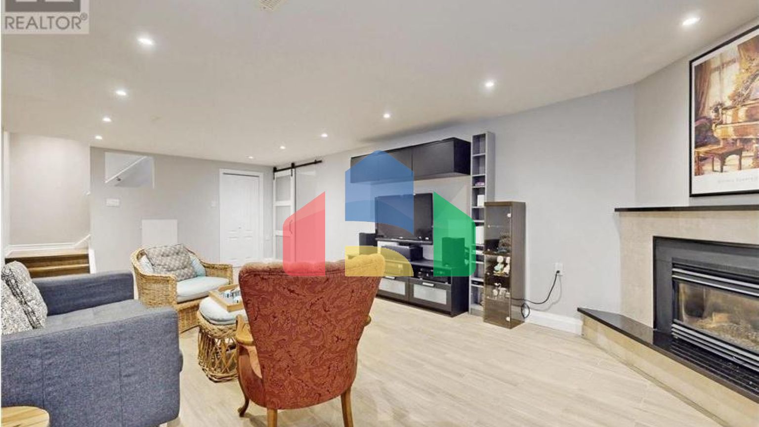 Residential - Single Family Home - Toronto, Canada - Canada