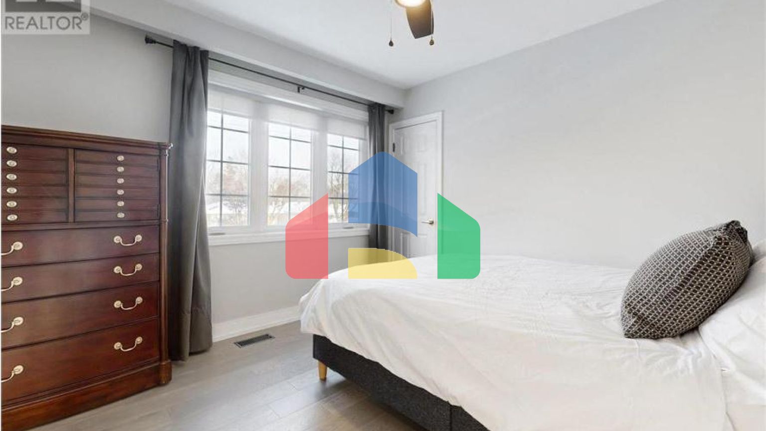 Residential - Single Family Home - Toronto, Canada - Canada