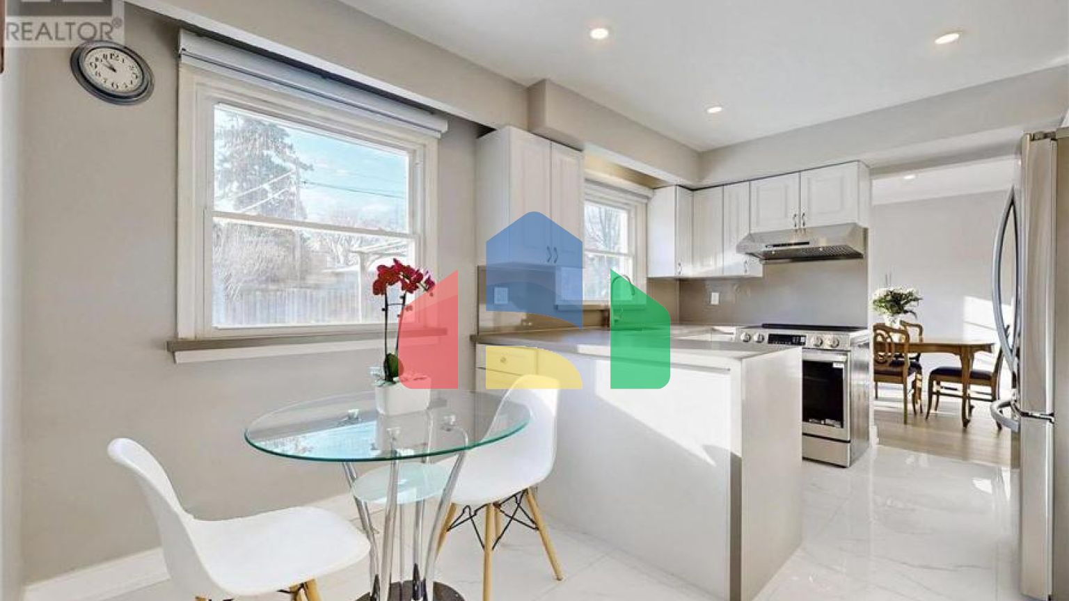 Residential - Single Family Home - Toronto, Canada - Canada