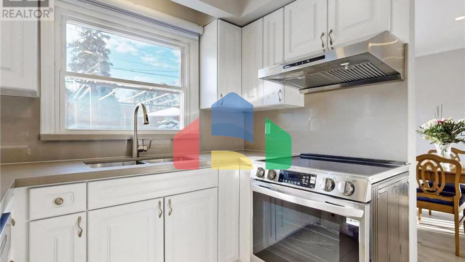 Residential - Single Family Home - Toronto, Canada - Canada