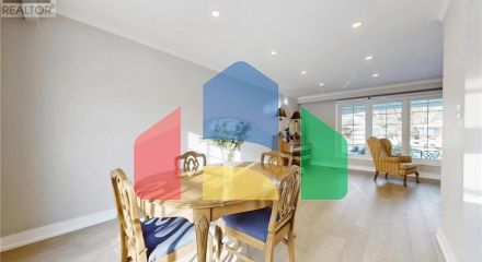 Residential - Single Family Home - Toronto, Canada - Canada