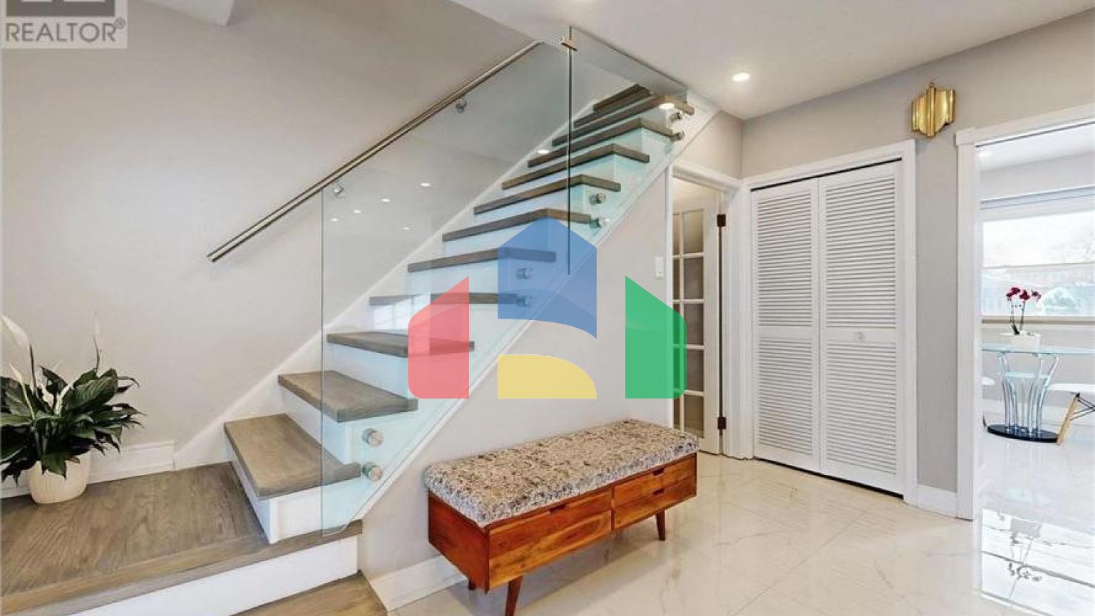 Residential - Single Family Home - Toronto, Canada - Canada