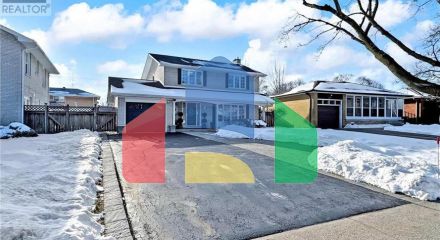 Residential - Single Family Home - Toronto, Canada - Canada