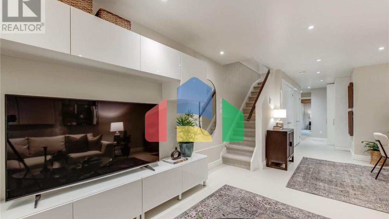 Residential - Single Family Home - Toronto, Canada - Canada