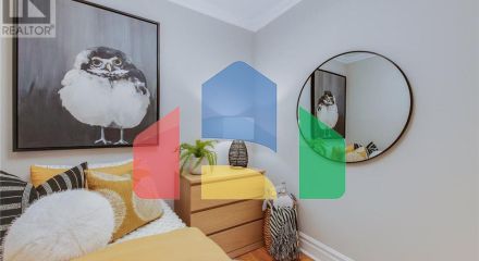 Residential - Single Family Home - Toronto, Canada - Canada