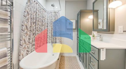 Residential - Single Family Home - Toronto, Canada - Canada