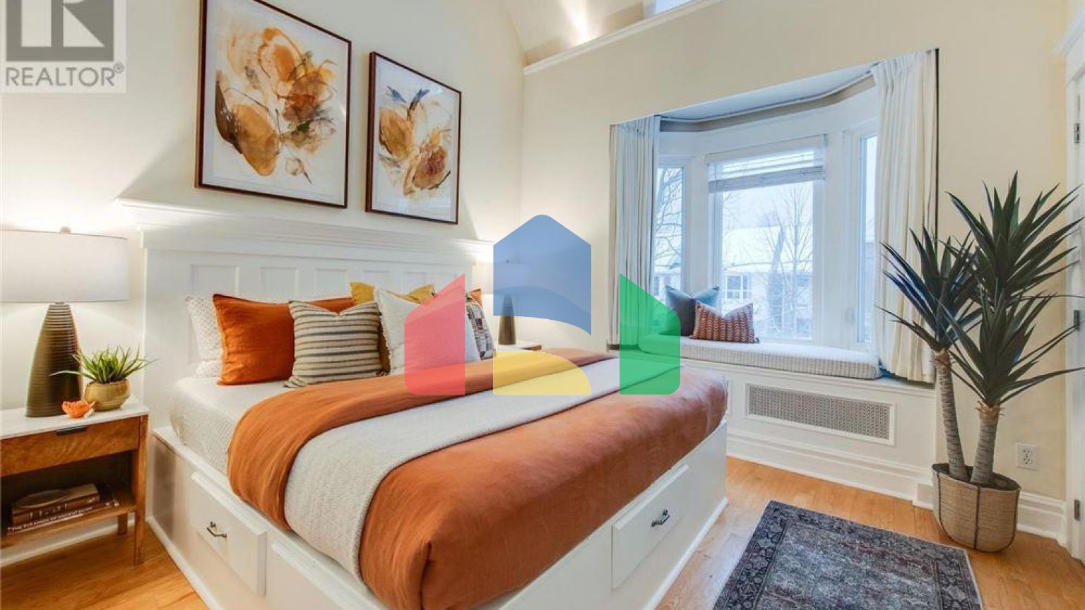 Residential - Single Family Home - Toronto, Canada - Canada