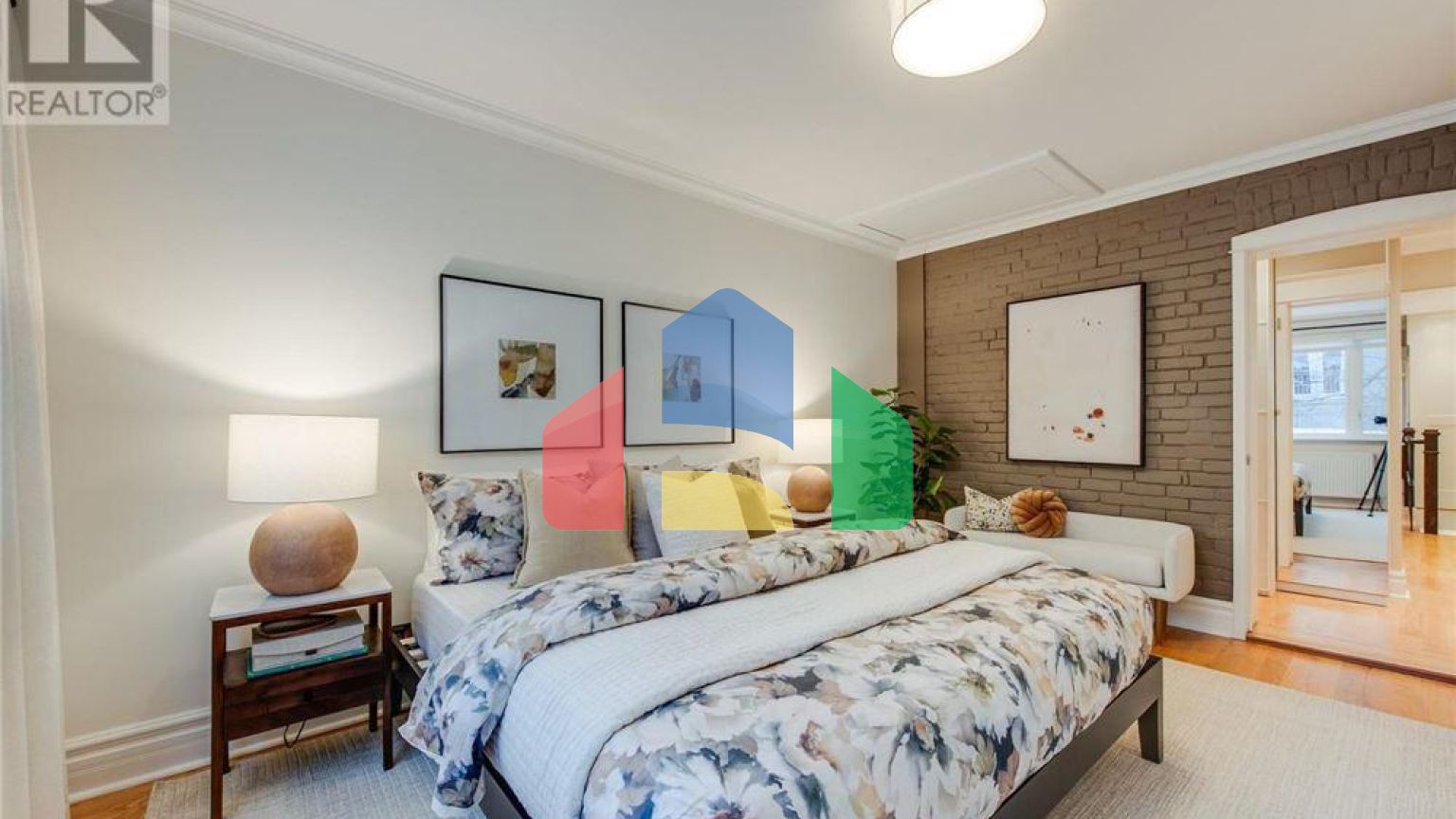 Residential - Single Family Home - Toronto, Canada - Canada