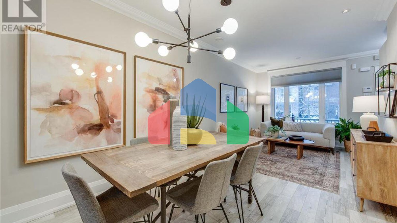 Residential - Single Family Home - Toronto, Canada - Canada