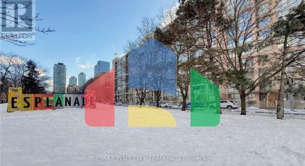 Residential - Single Family Home - Toronto, Canada - Canada