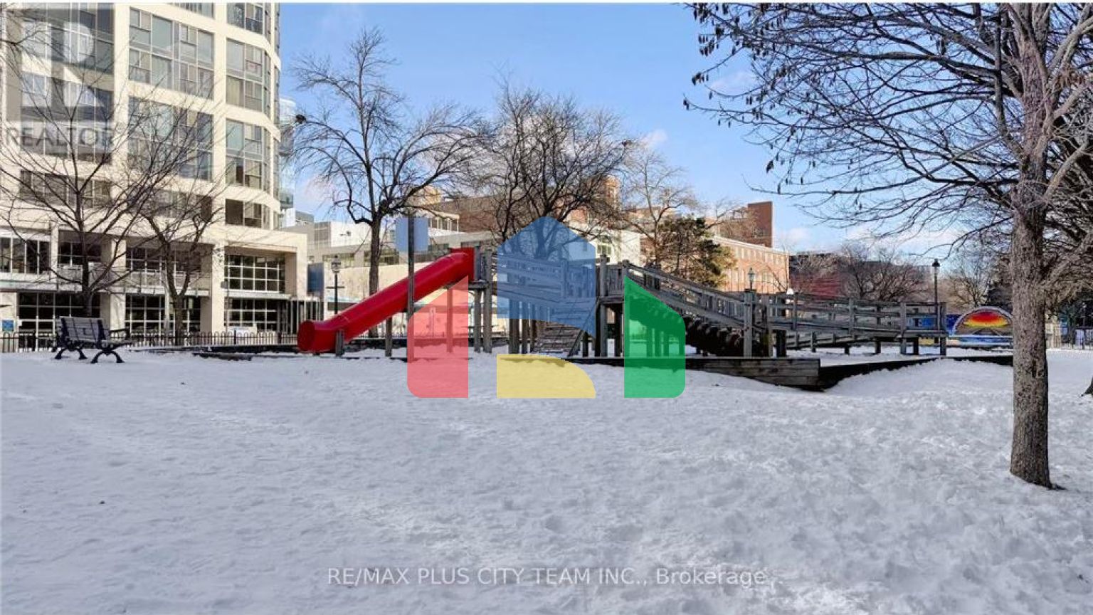 Residential - Single Family Home - Toronto, Canada - Canada