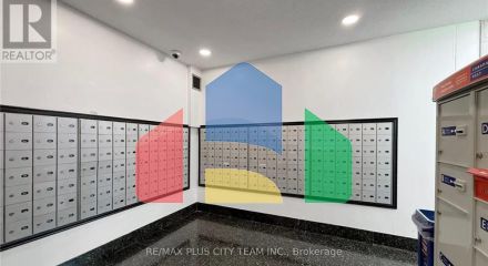 Residential - Single Family Home - Toronto, Canada - Canada