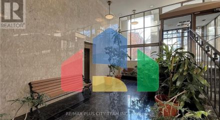 Residential - Single Family Home - Toronto, Canada - Canada