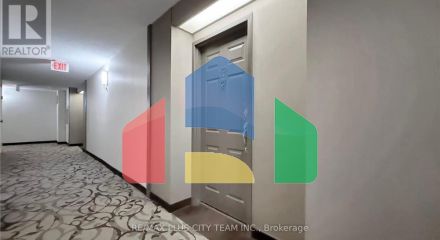 Residential - Single Family Home - Toronto, Canada - Canada