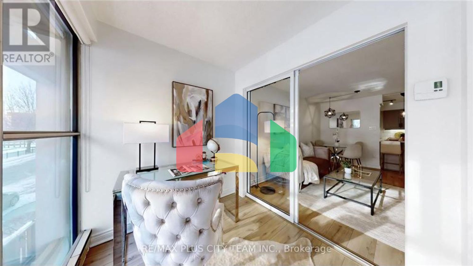 Residential - Single Family Home - Toronto, Canada - Canada