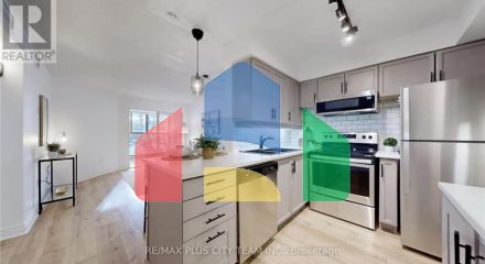 Residential - Single Family Home - Toronto, Canada - Canada