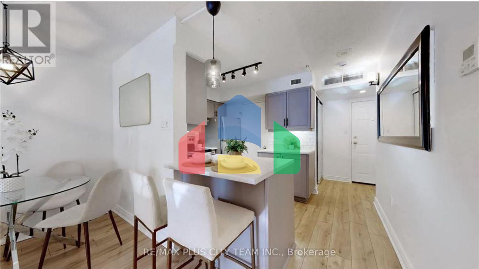 Residential - Single Family Home - Toronto, Canada - Canada