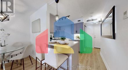 Residential - Single Family Home - Toronto, Canada - Canada