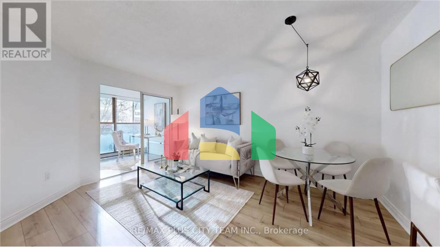 Residential - Single Family Home - Toronto, Canada - Canada