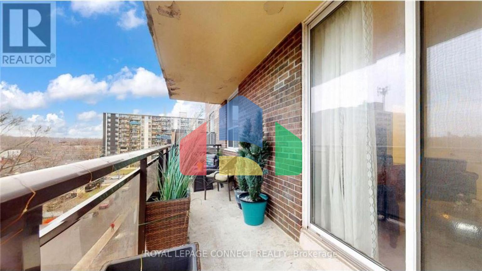 Residential - Condo/Apartment - Toronto, Canada - Canada