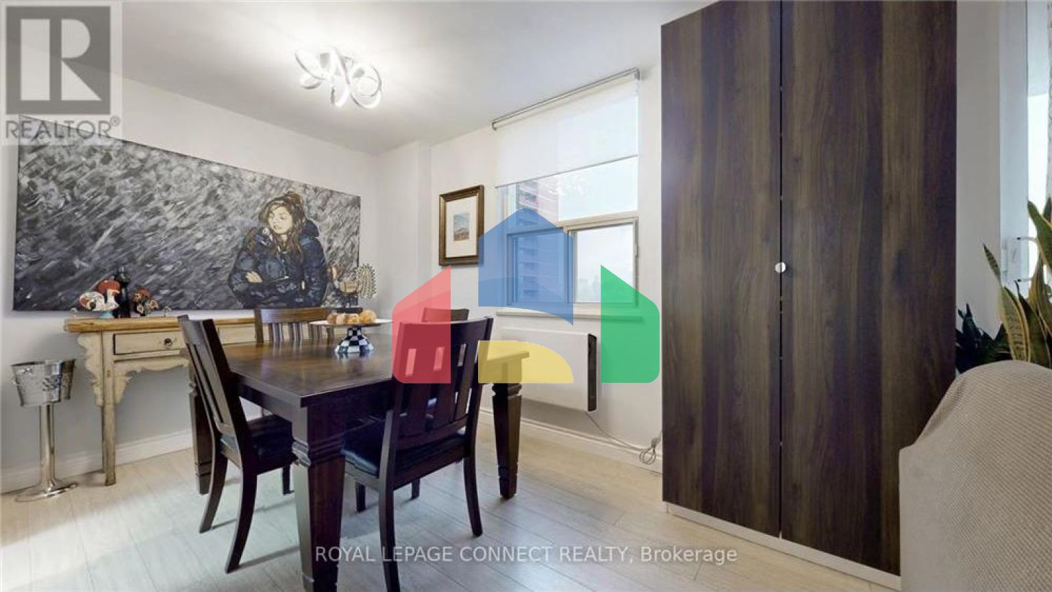 Residential - Condo/Apartment - Toronto, Canada - Canada