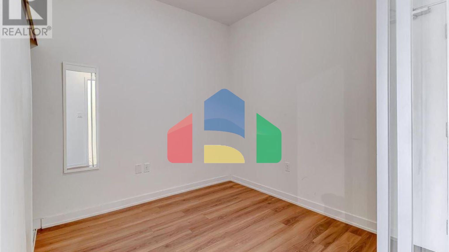 Residential - Condo/Apartment - Toronto, Canada - Canada