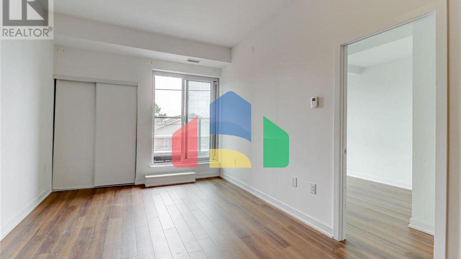 Residential - Condo/Apartment - Toronto, Canada - Canada