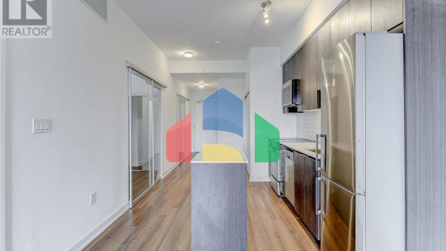 Residential - Condo/Apartment - Toronto, Canada - Canada