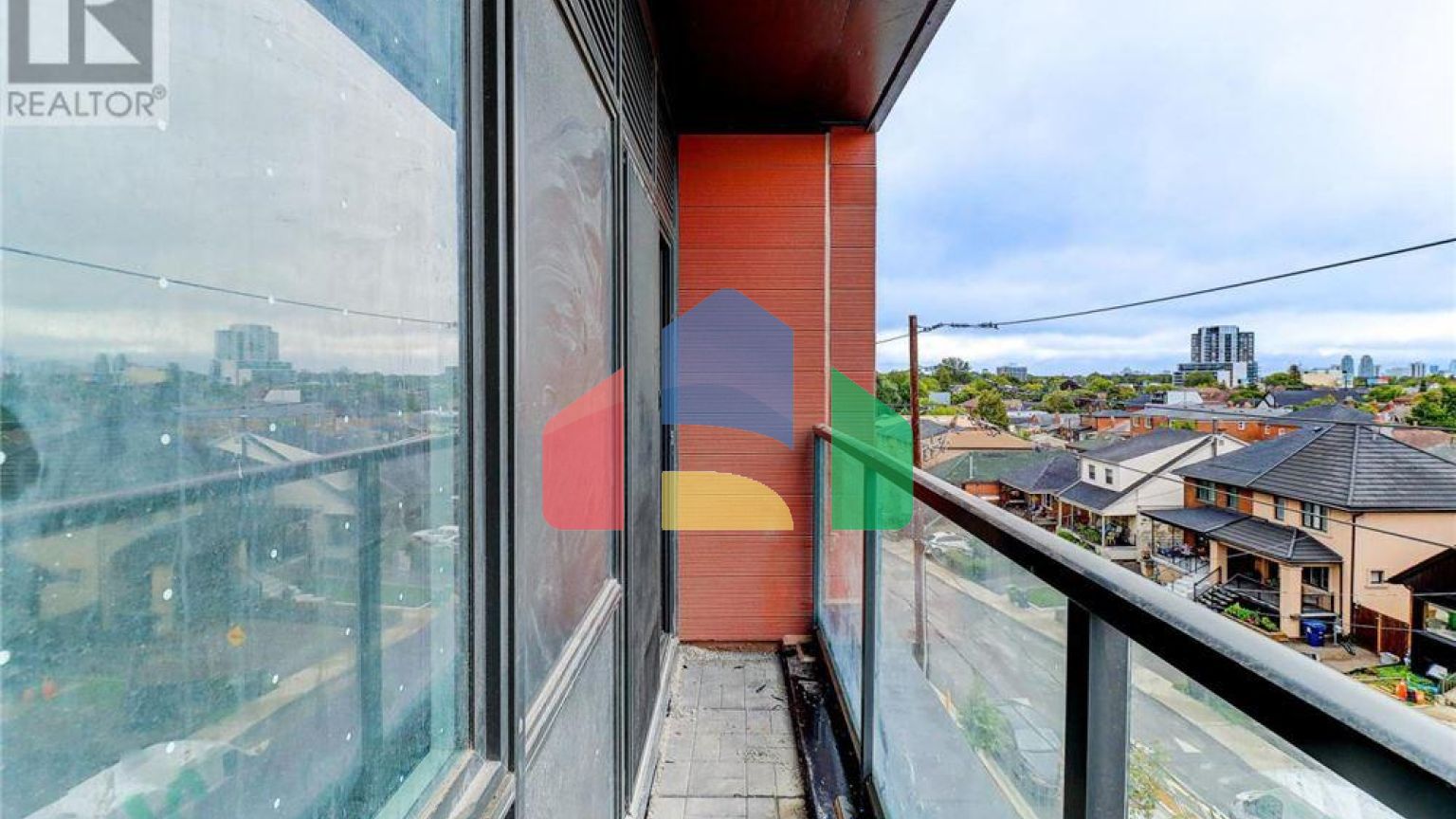 Residential - Condo/Apartment - Toronto, Canada - Canada