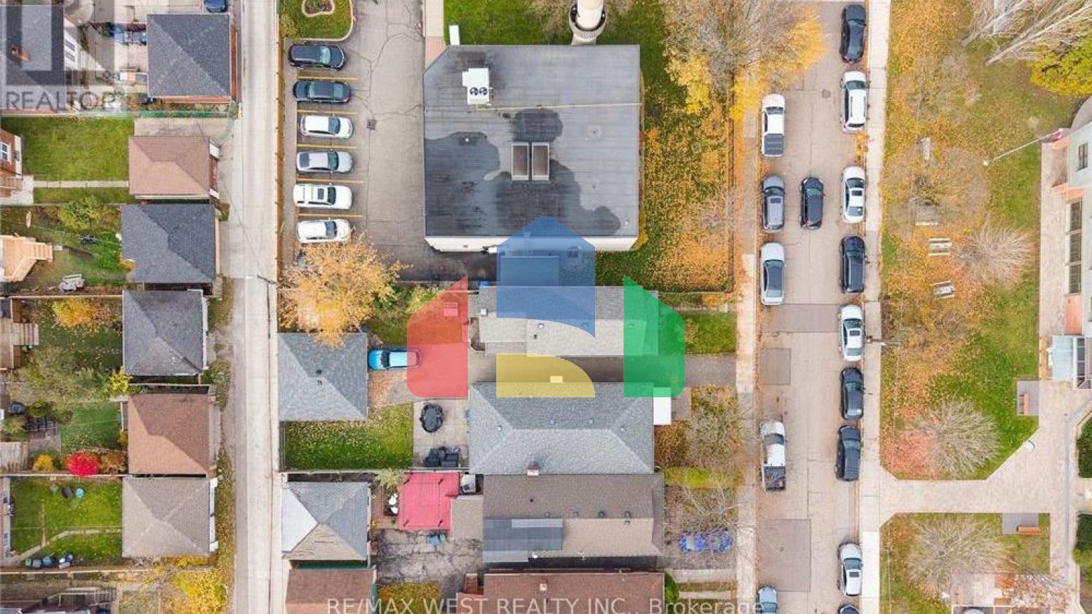 Residential - Single Family Home - Toronto, Canada - Canada