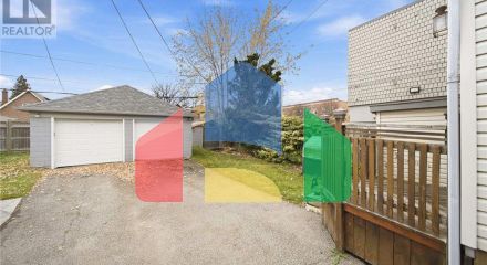 Residential - Single Family Home - Toronto, Canada - Canada