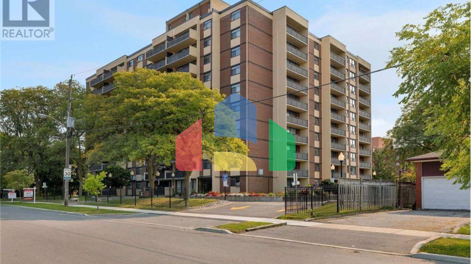 Residential - Single Family Home - Toronto, Canada - Canada