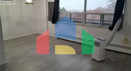 Residential - Single Family Home - Toronto, Canada - Canada