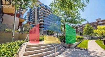 Residential - Single Family Home - Toronto, Canada - Canada