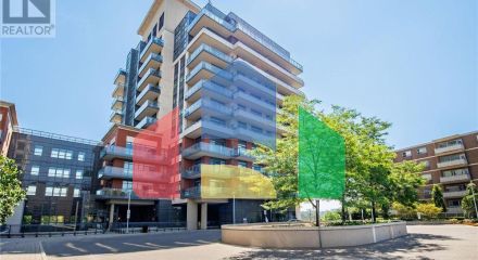 Residential - Single Family Home - Toronto, Canada - Canada